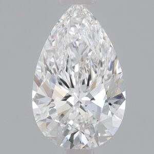 0.8 CT Pear