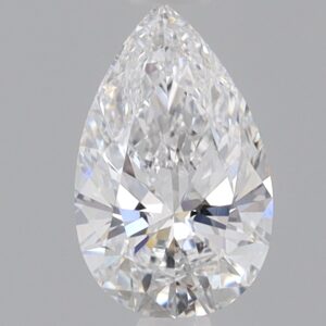 0.8 CT Pear