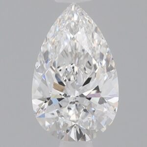 0.8 CT Pear