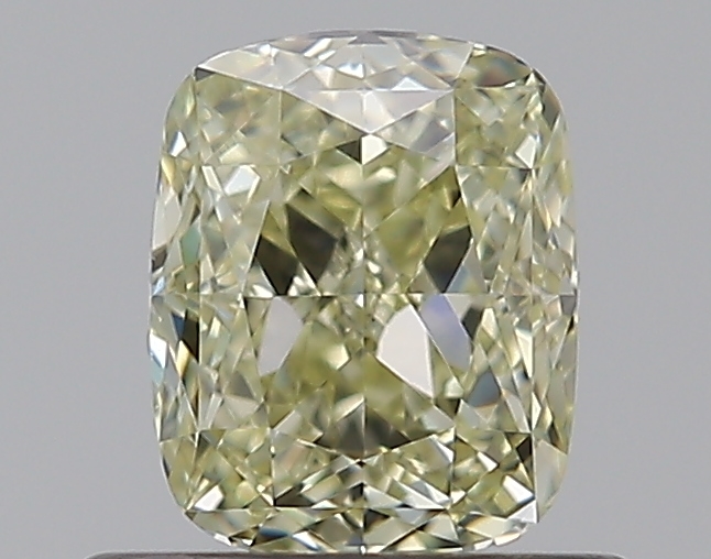 0.61 CT CUSHION